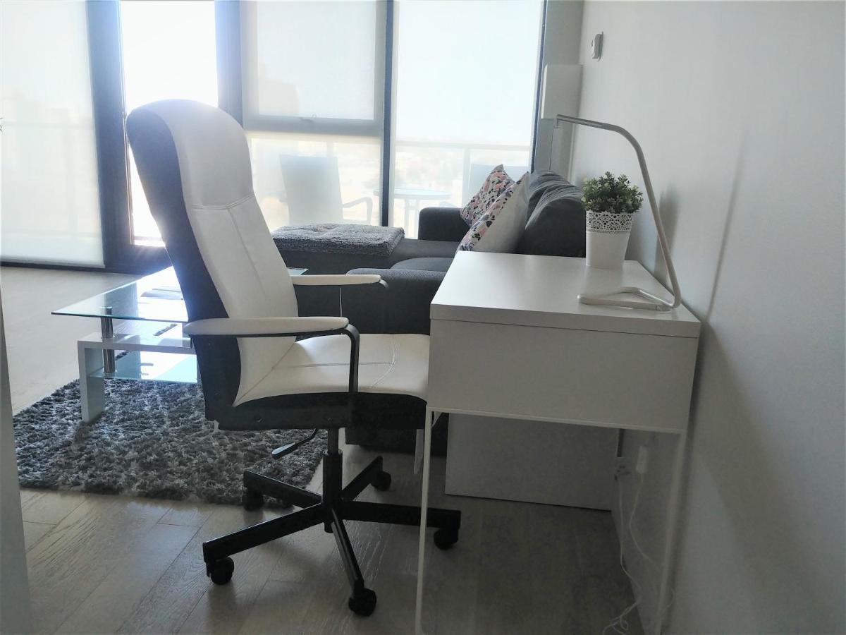 Luxury Skyline Condo In Downtown Free 24/7 Parking Winnipeg Exterior foto