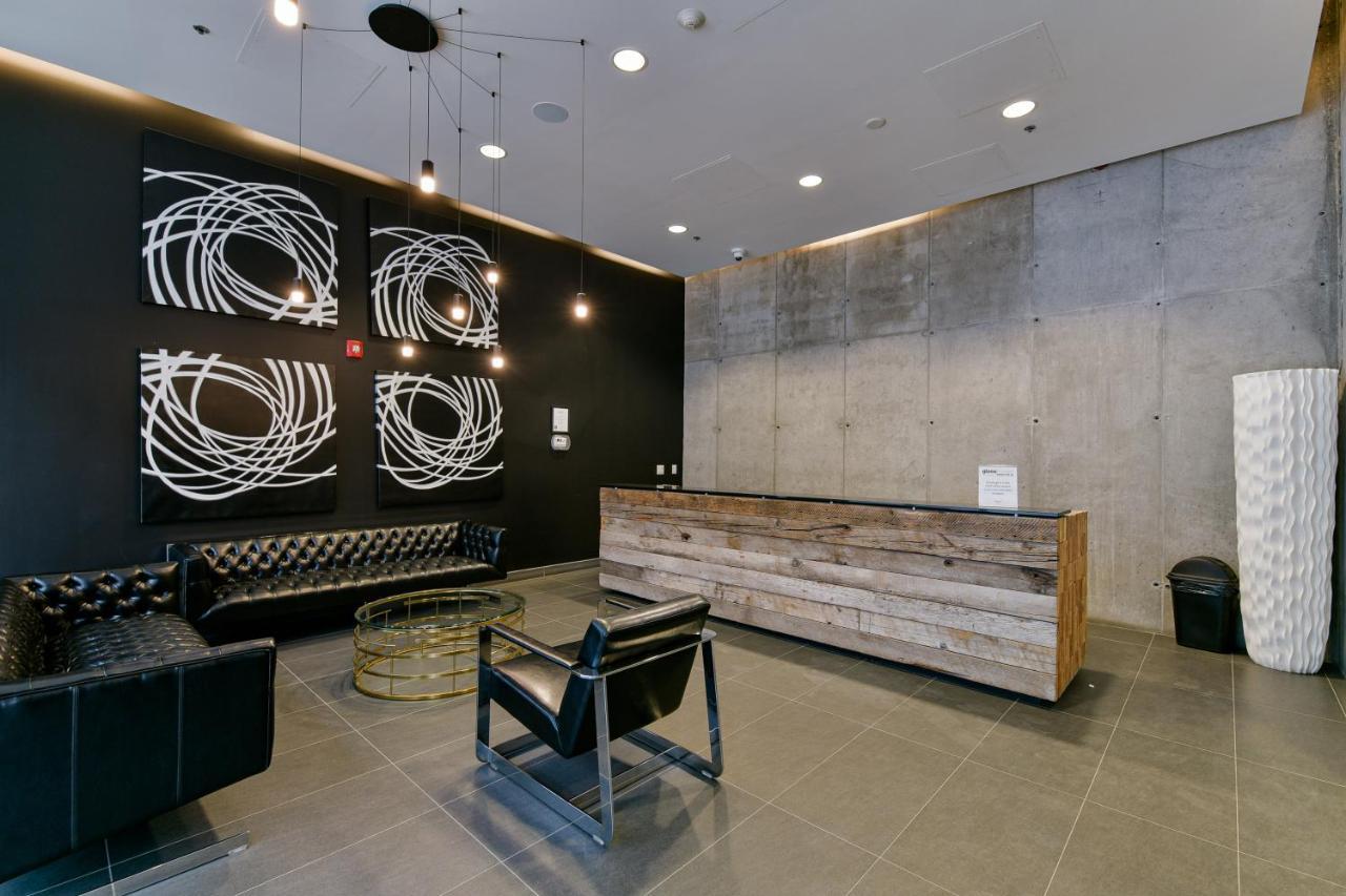 Luxury Skyline Condo In Downtown Free 24/7 Parking Winnipeg Exterior foto